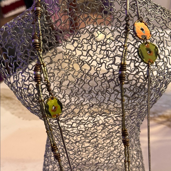 Colorful Beaded Necklace - Picture 4 of 4